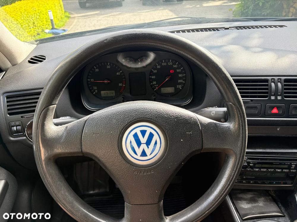 Volkswagen Bora - 8