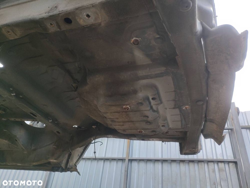 WANNA BAGAŻNIKA PAS TYLNY PORSCHE CAYENNE  I - 7