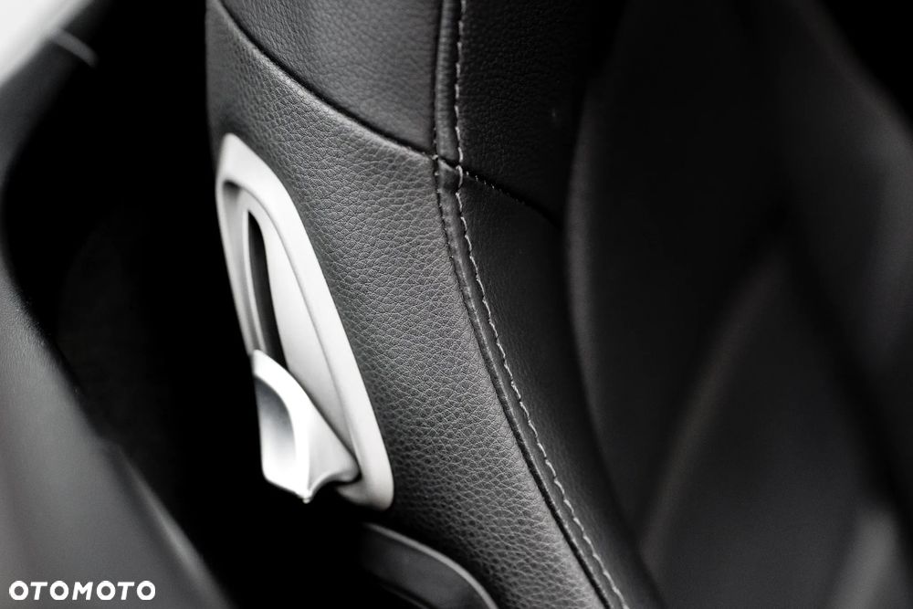 Porsche Cayman PDK Black Edition - 28