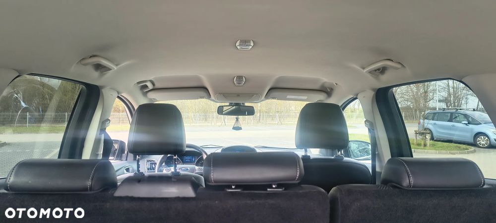 Ford Kuga 2.0 TDCi 2x4 Trend - 16