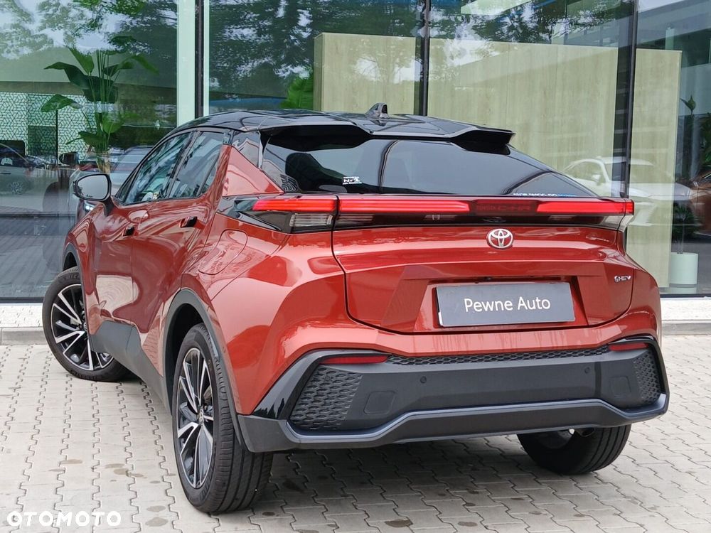 Toyota C-HR - 11