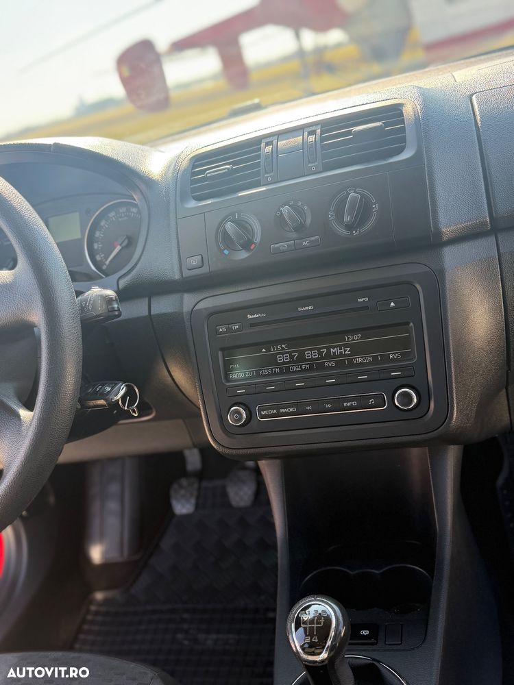 Skoda Fabia 1.2 HTP Elegance - 8