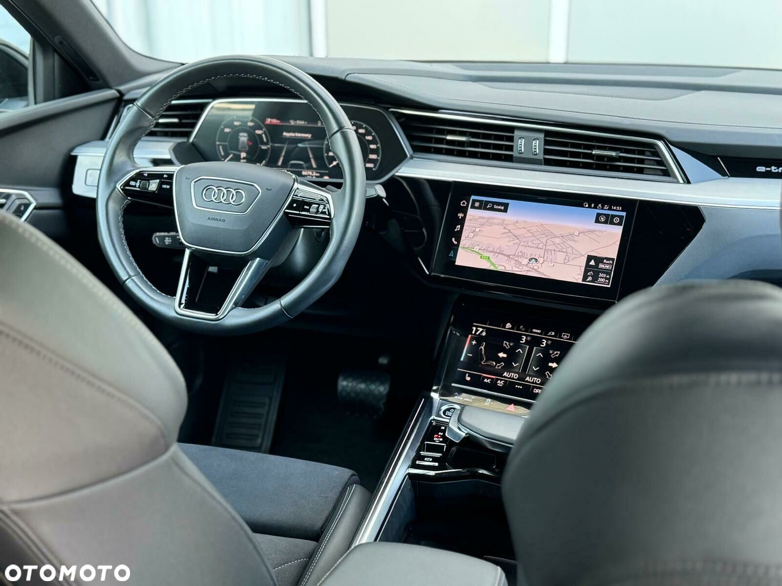 Audi e-tron - 17