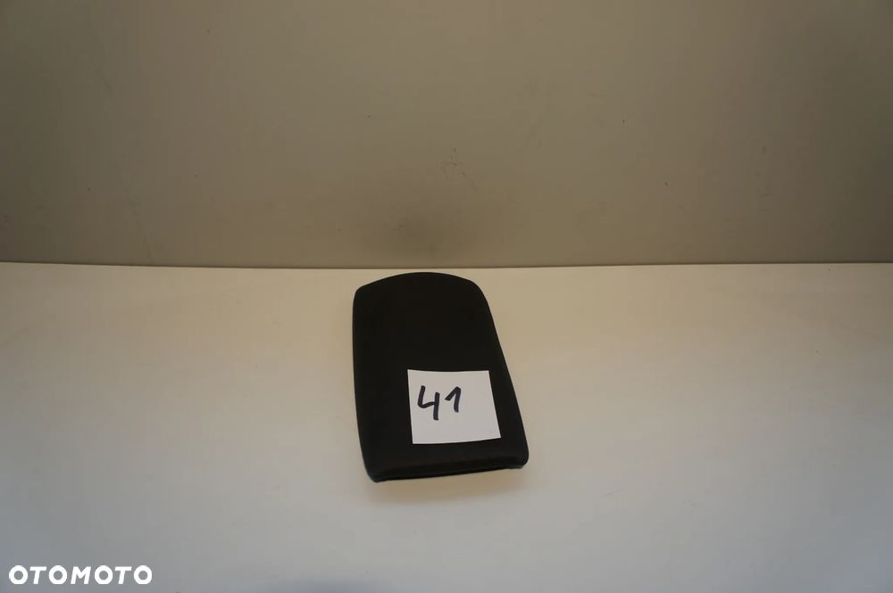 NR 41 Podłokietnik środkowy tkanina Audi A6 C6 4F0 - 4