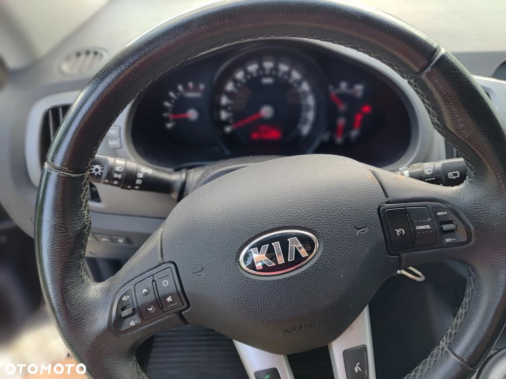 Kia Sportage 2.0 CRDI 4WD Spirit - 12