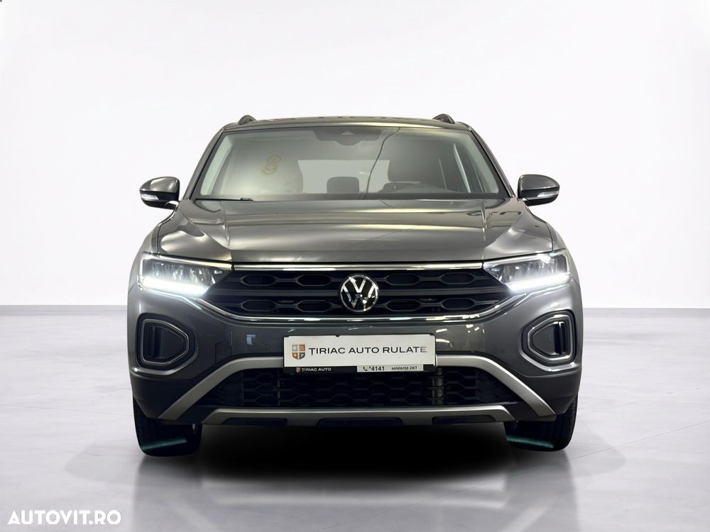 Volkswagen T-Roc - 9
