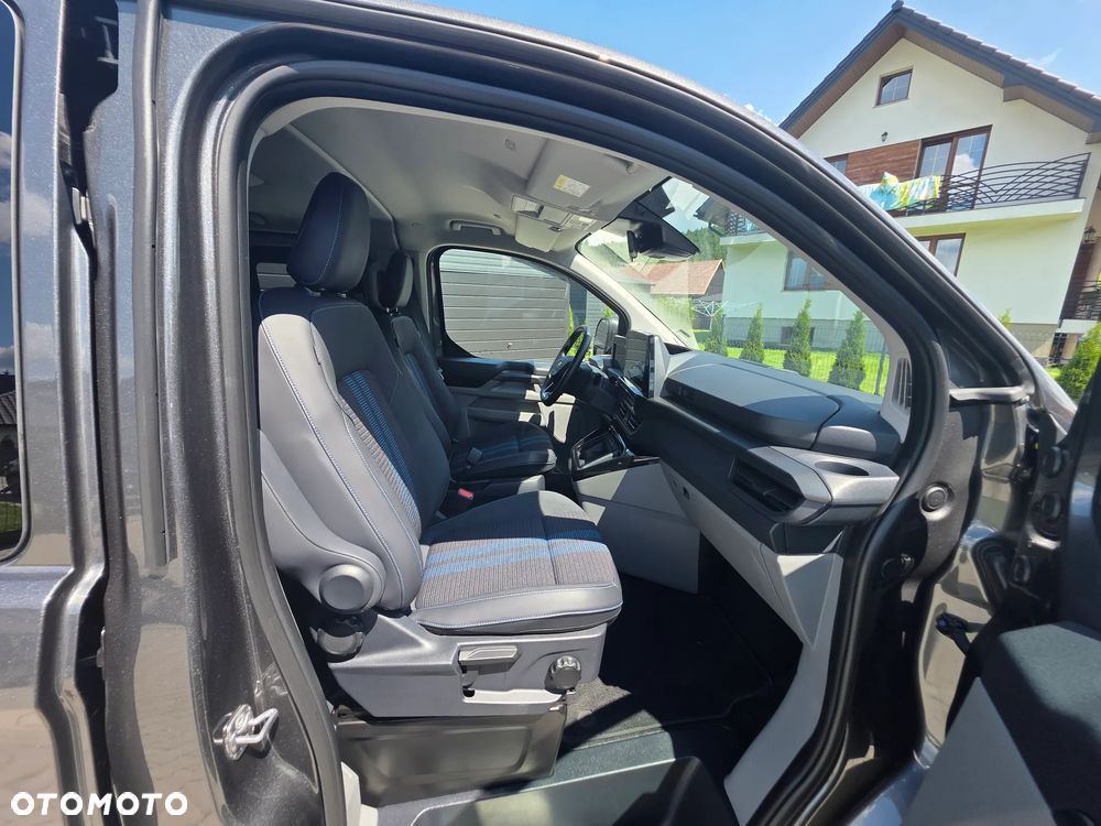 Ford Tourneo Custom 320 L1H1 VA Autm Sport - 23