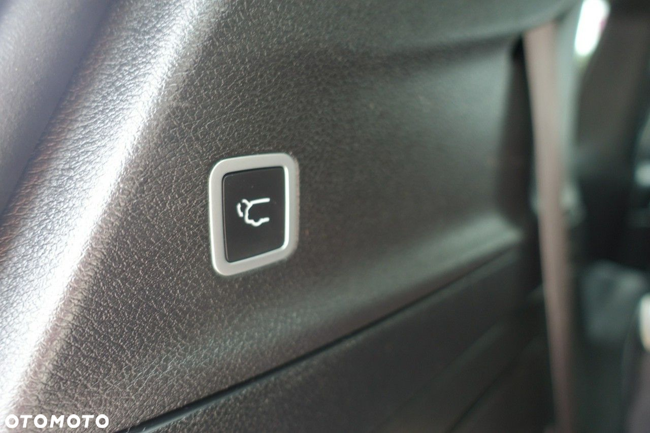 Chrysler Pacifica - 21