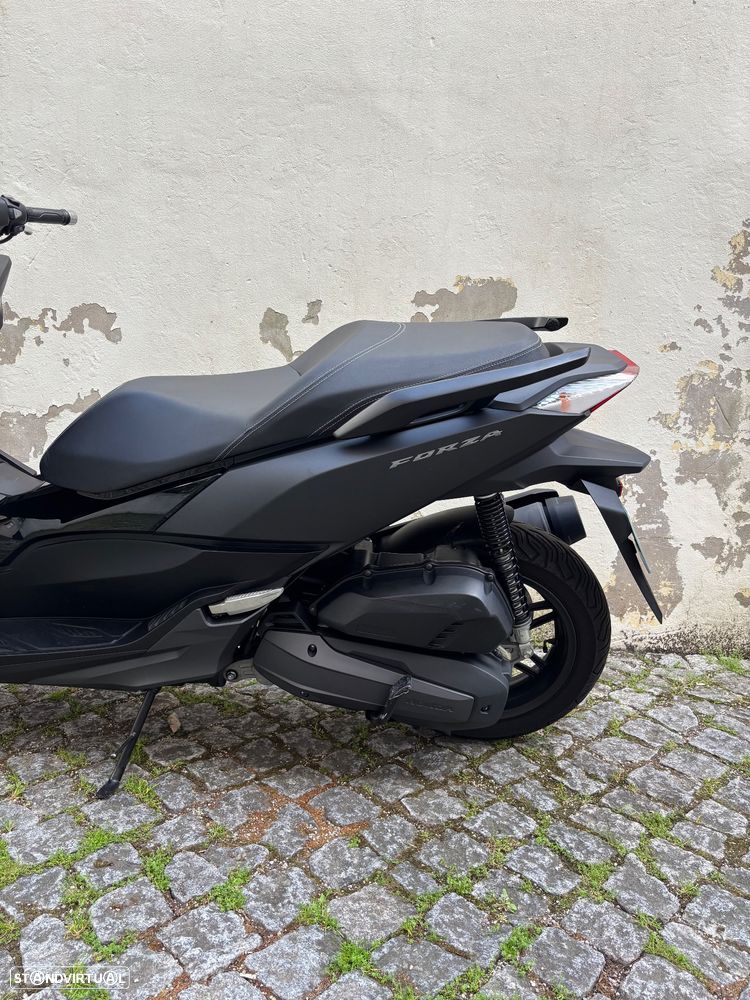 Honda Forza 125 - 4