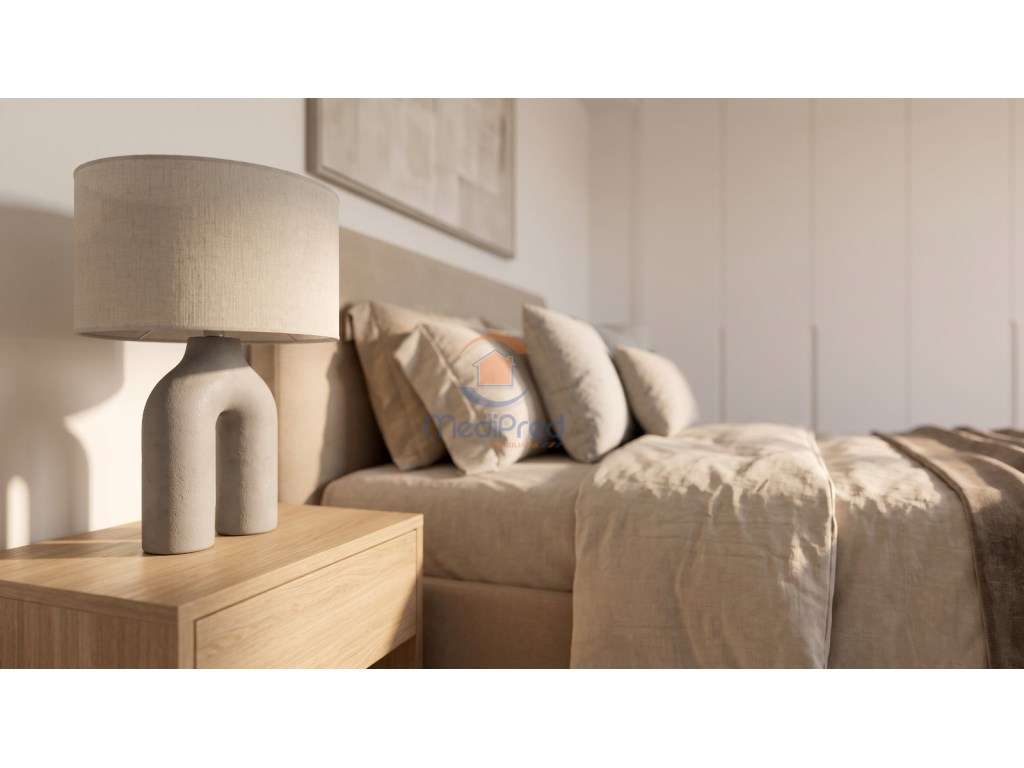 Apartamento T4 com TERRAÇO, 2 Varandas e BOX 72 m2 | Ramada, Odivelas - Grande imagem: 5/80