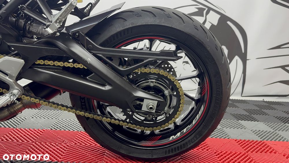 Yamaha MT - 17
