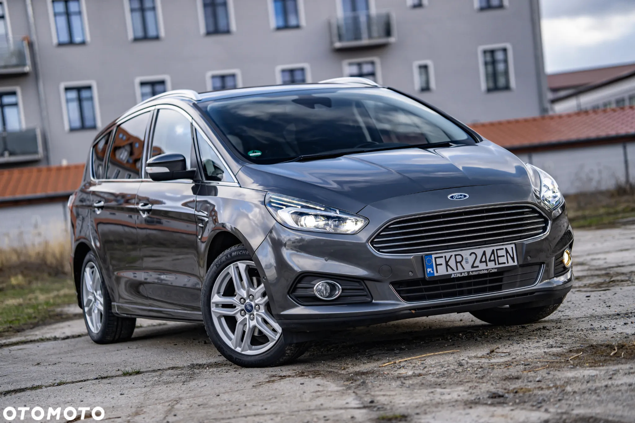 Ford S-Max 2.0 TDCi Titanium - 4