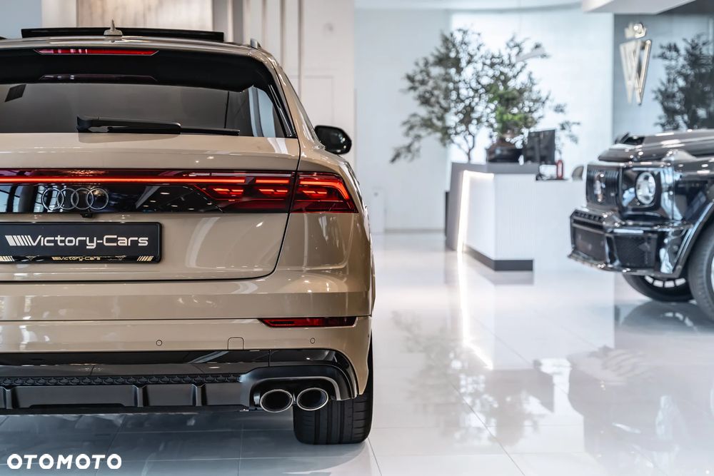 Audi SQ8 - 9