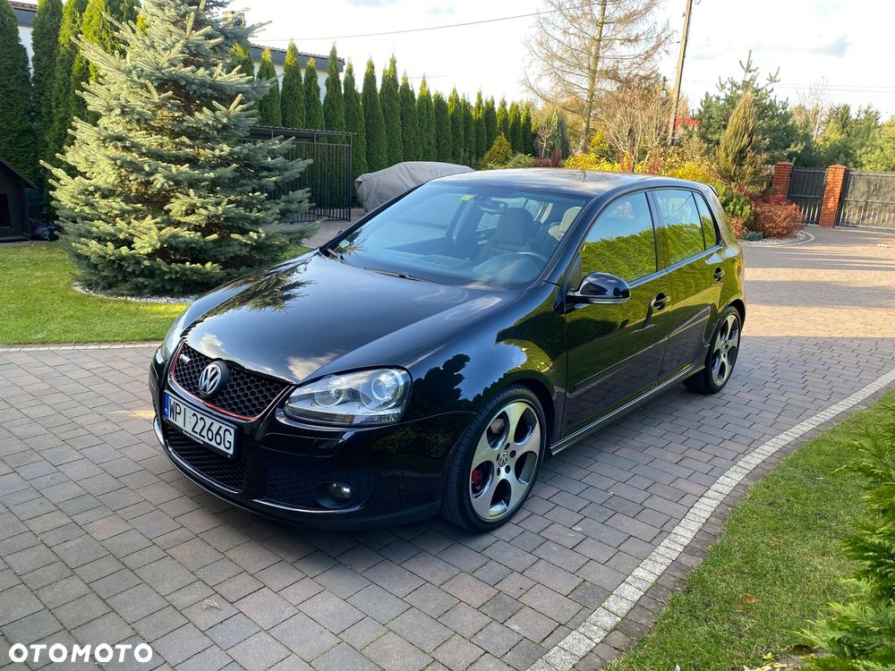 Volkswagen Golf 2.0 TSI GTI - 2