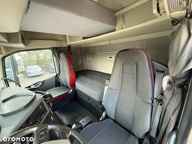 Volvo FH - 8