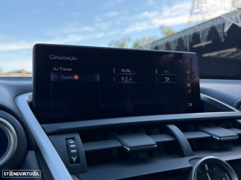 Lexus NX 300h Executive+ - 50