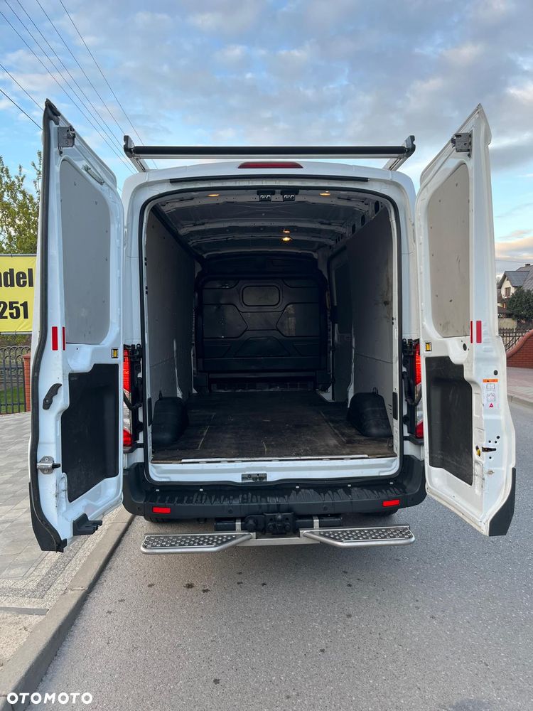 Ford Transit - 11