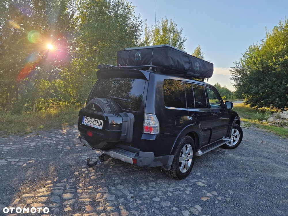 Mitsubishi Pajero - 28