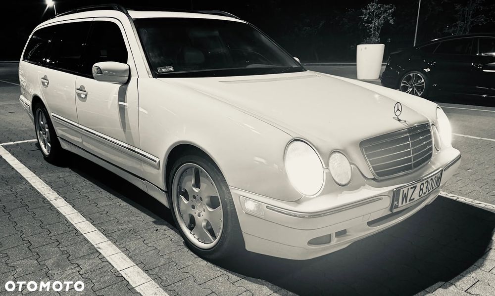 Mercedes-Benz Klasa E 320 T 4-Matic Avantgarde - 11