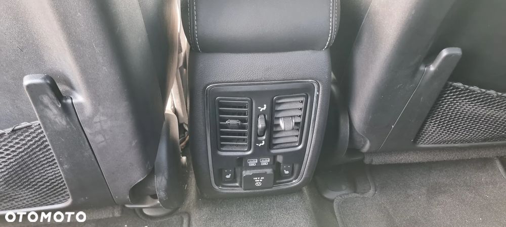 Jeep Grand Cherokee 5.7 V8 Overland - 13