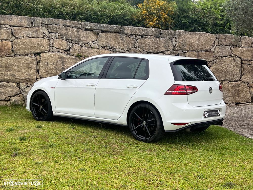 VW Golf 2.0 GTI DSG - 9