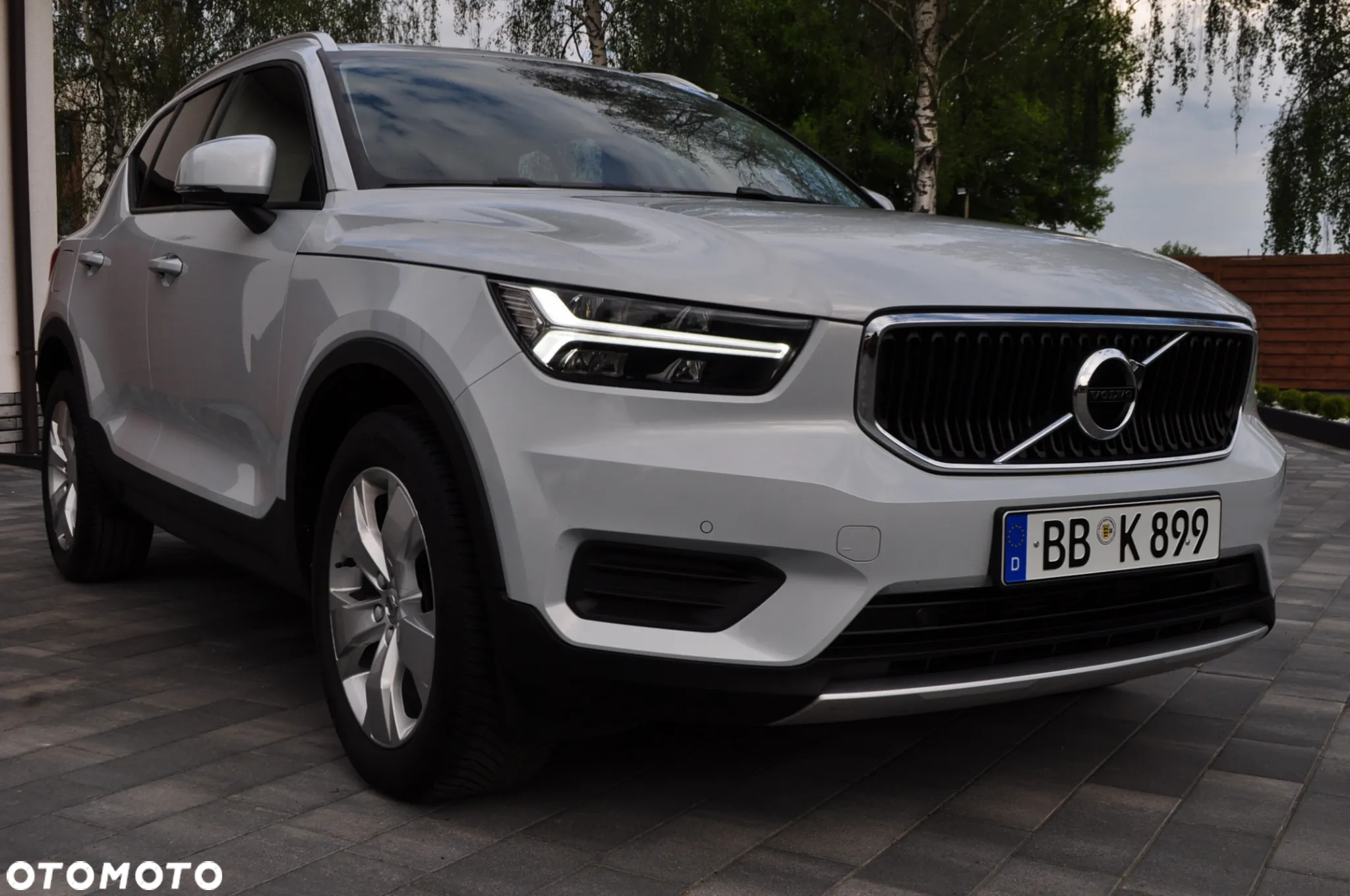 Volvo XC 40 D3 AWD Momentum Pro - 19