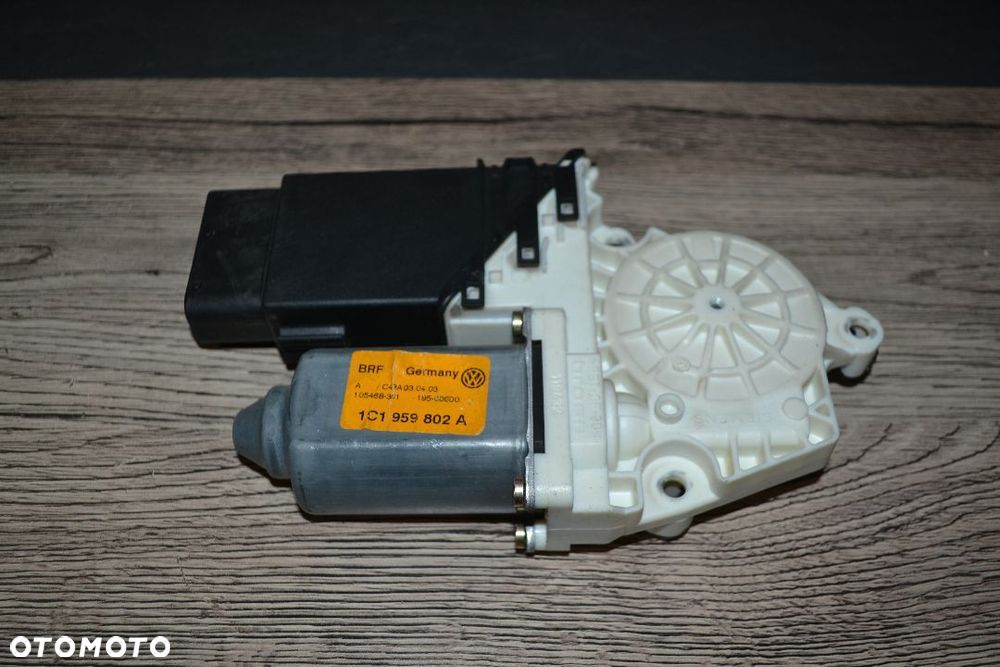 VW GOLF IV BORA PASSAT B5 LEON TOLEDO SILNICZEK OPUSZCZANIA SZYB EL PRAWY 1C1959802A - 1