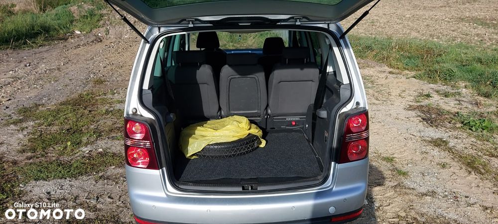 Volkswagen Touran 1.9 TDI Trendline - 12