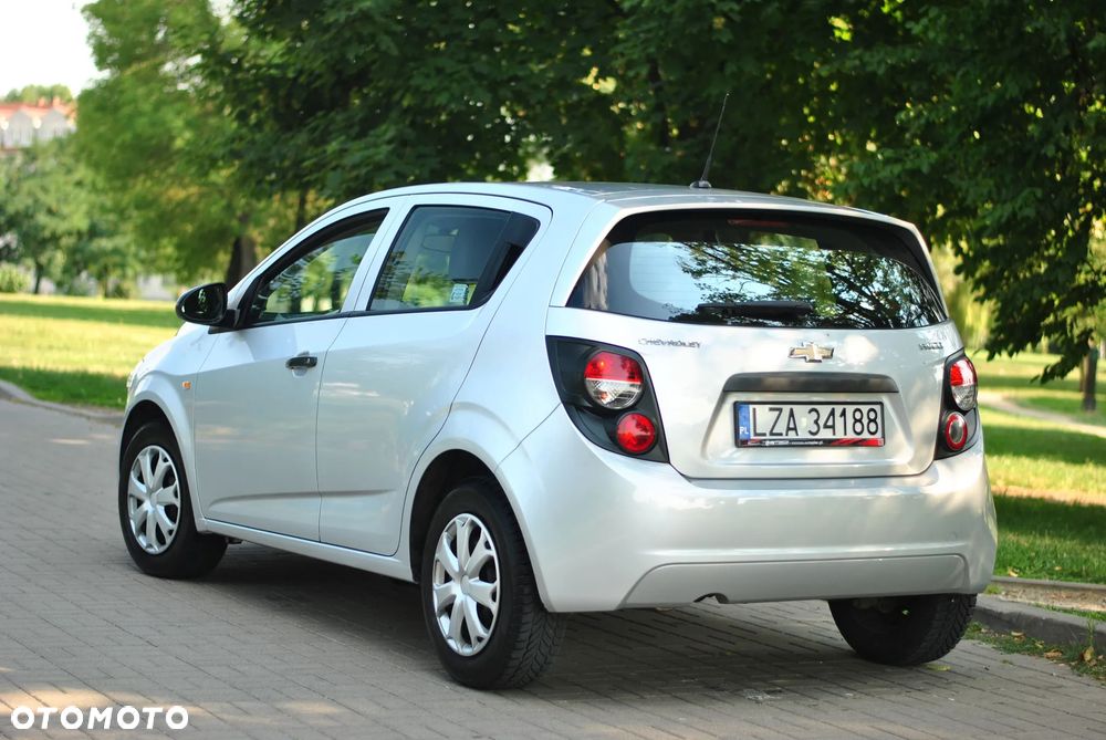 Chevrolet Aveo - 17