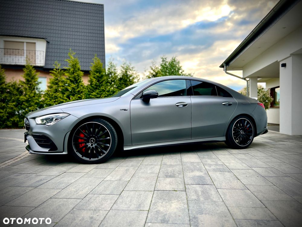 Mercedes-Benz CLA - 2