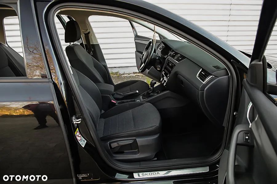 Skoda Octavia 1.6 TDI DSG Soleil - 20