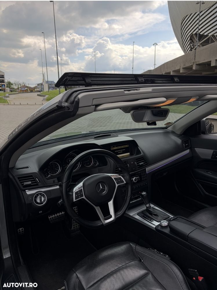 Mercedes-Benz E - 10