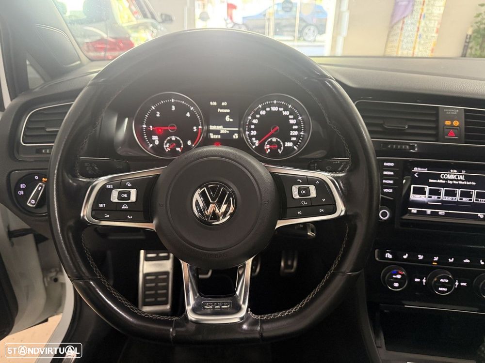 VW Golf 2.0 TDI GTD - 12