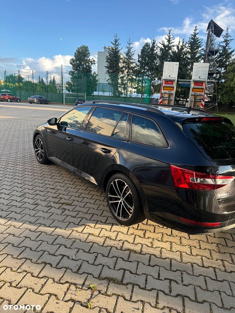 Skoda Superb 2.0 TDI Active DSG - 6
