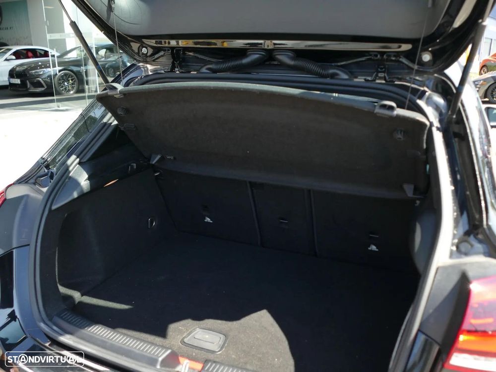 Mercedes-Benz A 250 e Progressive - 12