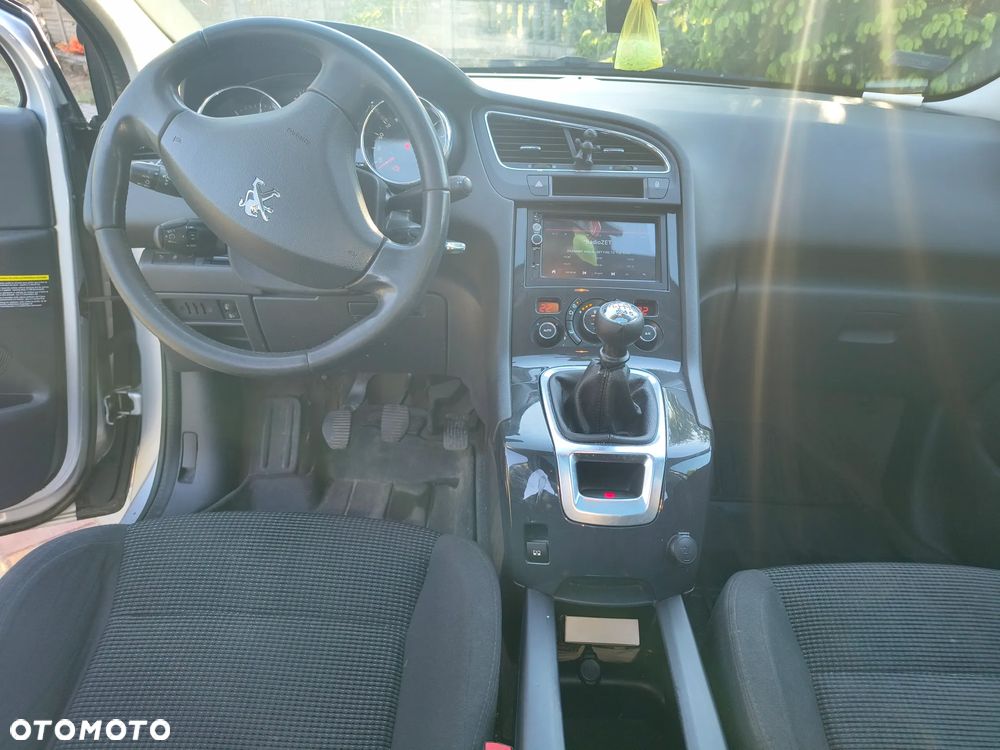 Peugeot 5008 HDI 115 Business-Line - 16