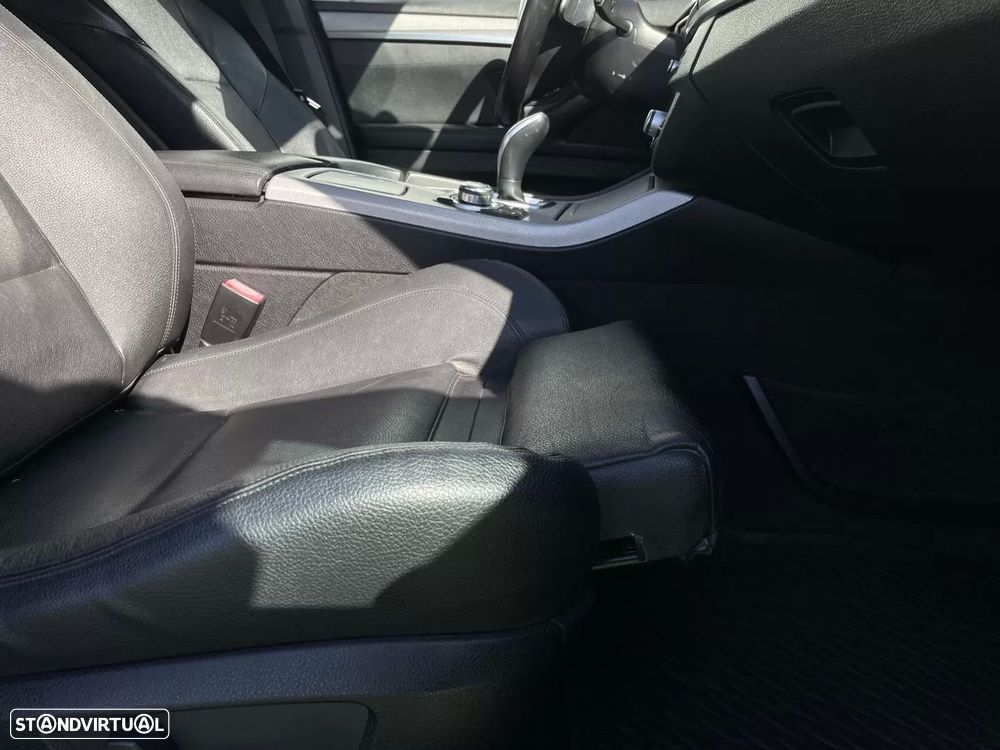 BMW 535 d xDrive Pack M Auto - 16