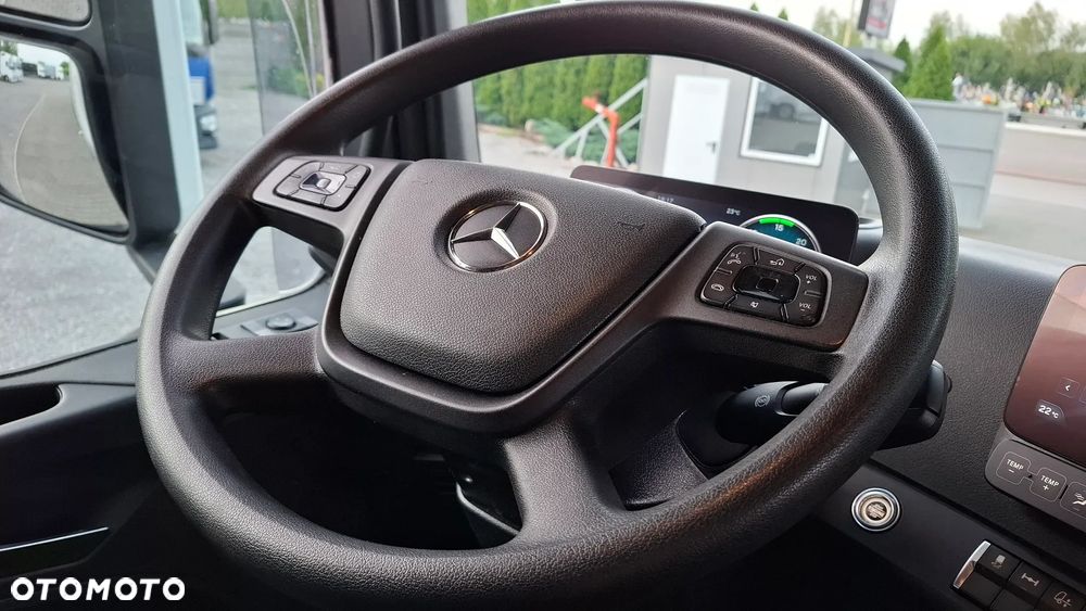 Mercedes-Benz ACTROS 1830 / 23 PALETY / WINDA / SALON PL - 30