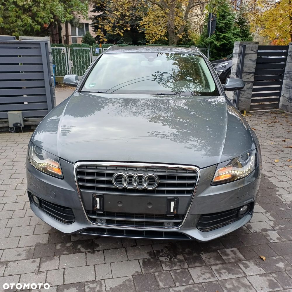 Audi A4 Avant - 9