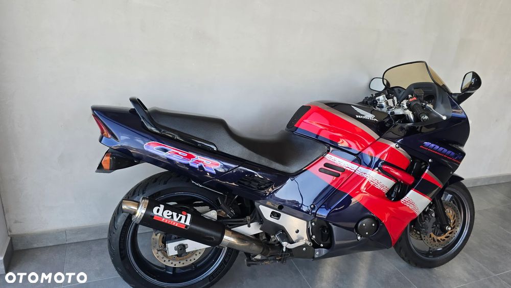 Honda CBR - 36