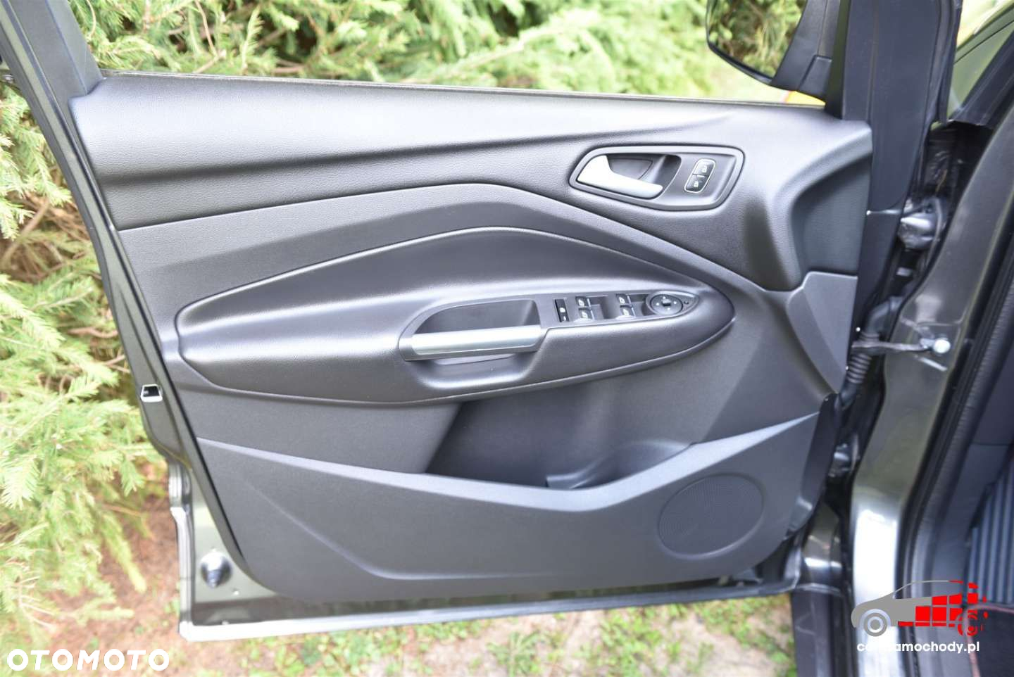 Ford Kuga - 13