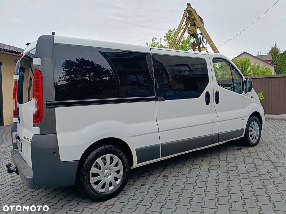 Opel Vivaro - 16
