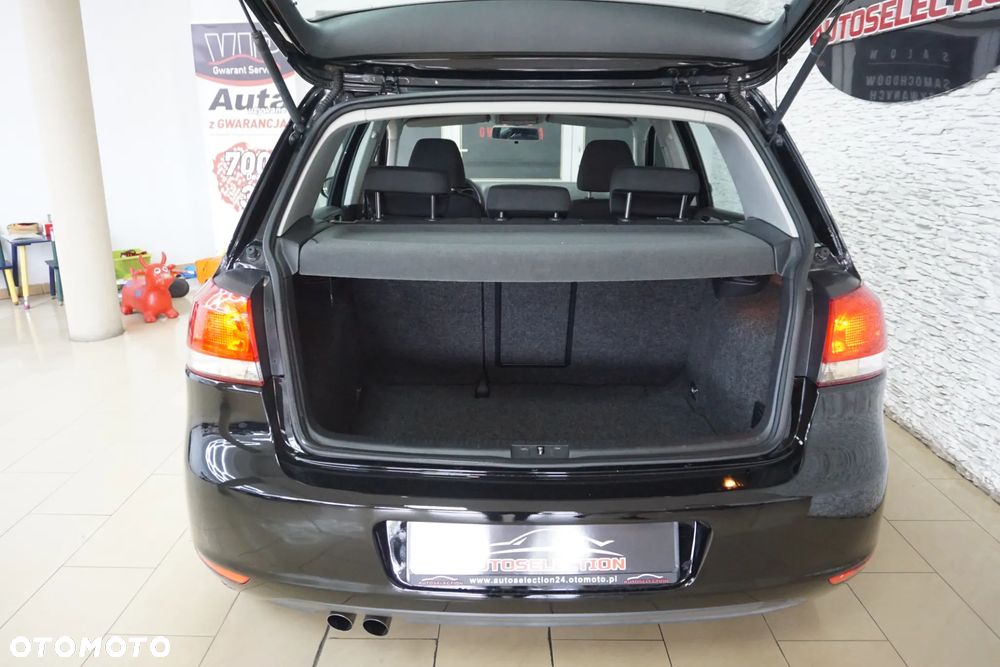 Volkswagen Golf 2.0 TDI DPF Comfortline - 15