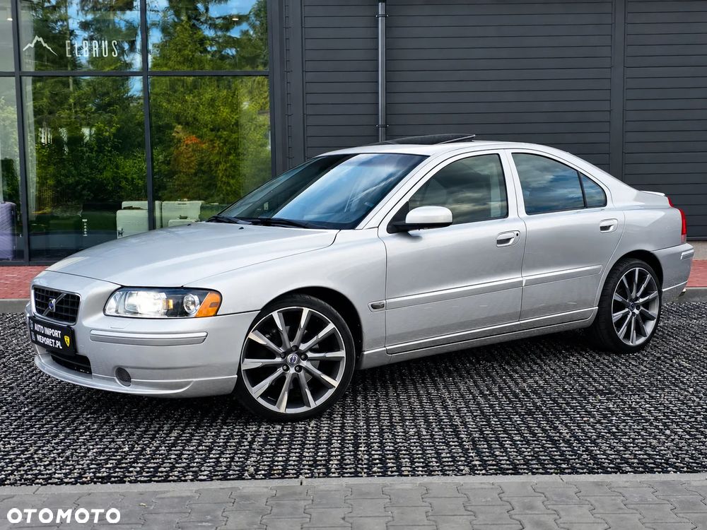 Volvo S60 2.4 T5 Summum - 1