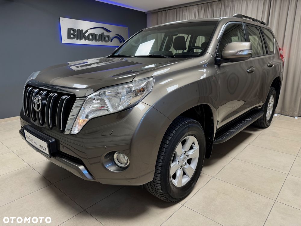Toyota Land Cruiser - 7