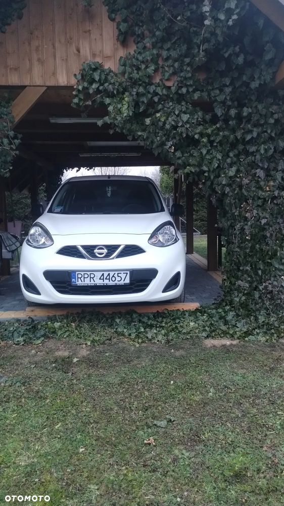 Nissan Micra - 1