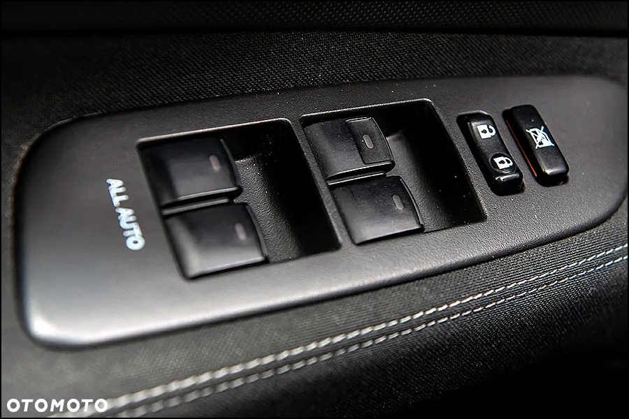 Toyota Auris - 28