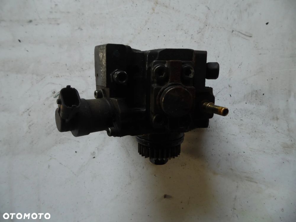 POMPA WTRYSKOWA RENAULT OPEL1.6 dci 2.0dci 2.3dci 0445010205 - 2