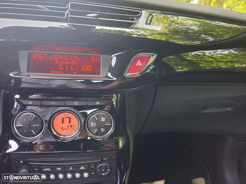 Citroën DS3 1.6 e-HDi So Chic — fotografia 9
