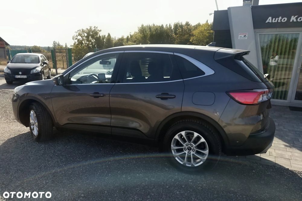 Ford Kuga 2.0 TDCi FWD Titanium - 12